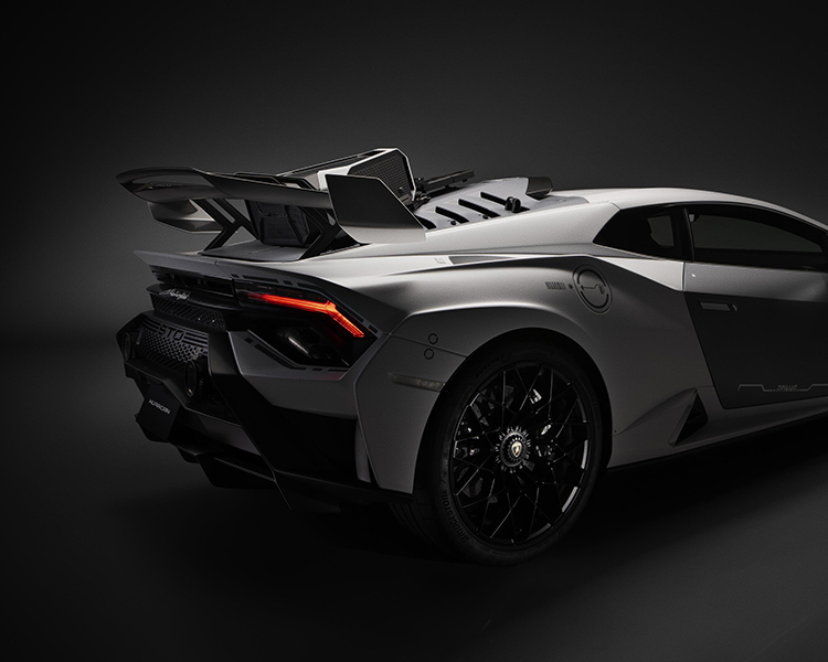 Chasing the Future: IKEUCHI x Lamborghini
