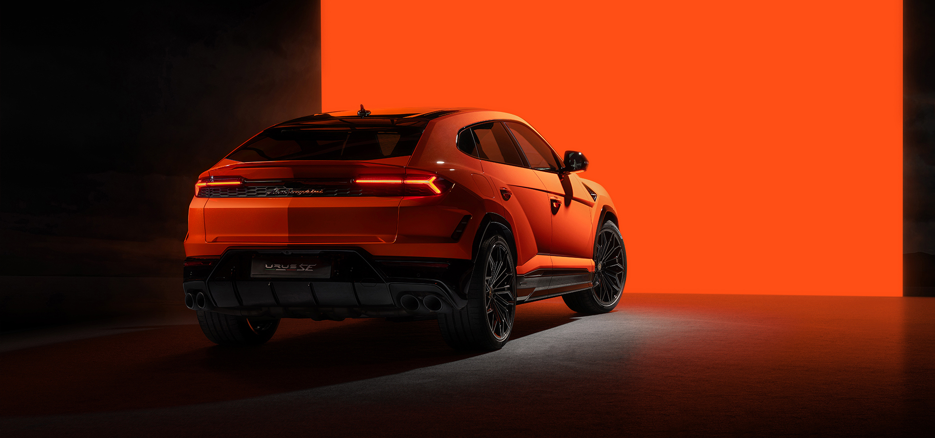 Lamborghini Urus SE   Lamborghini.com