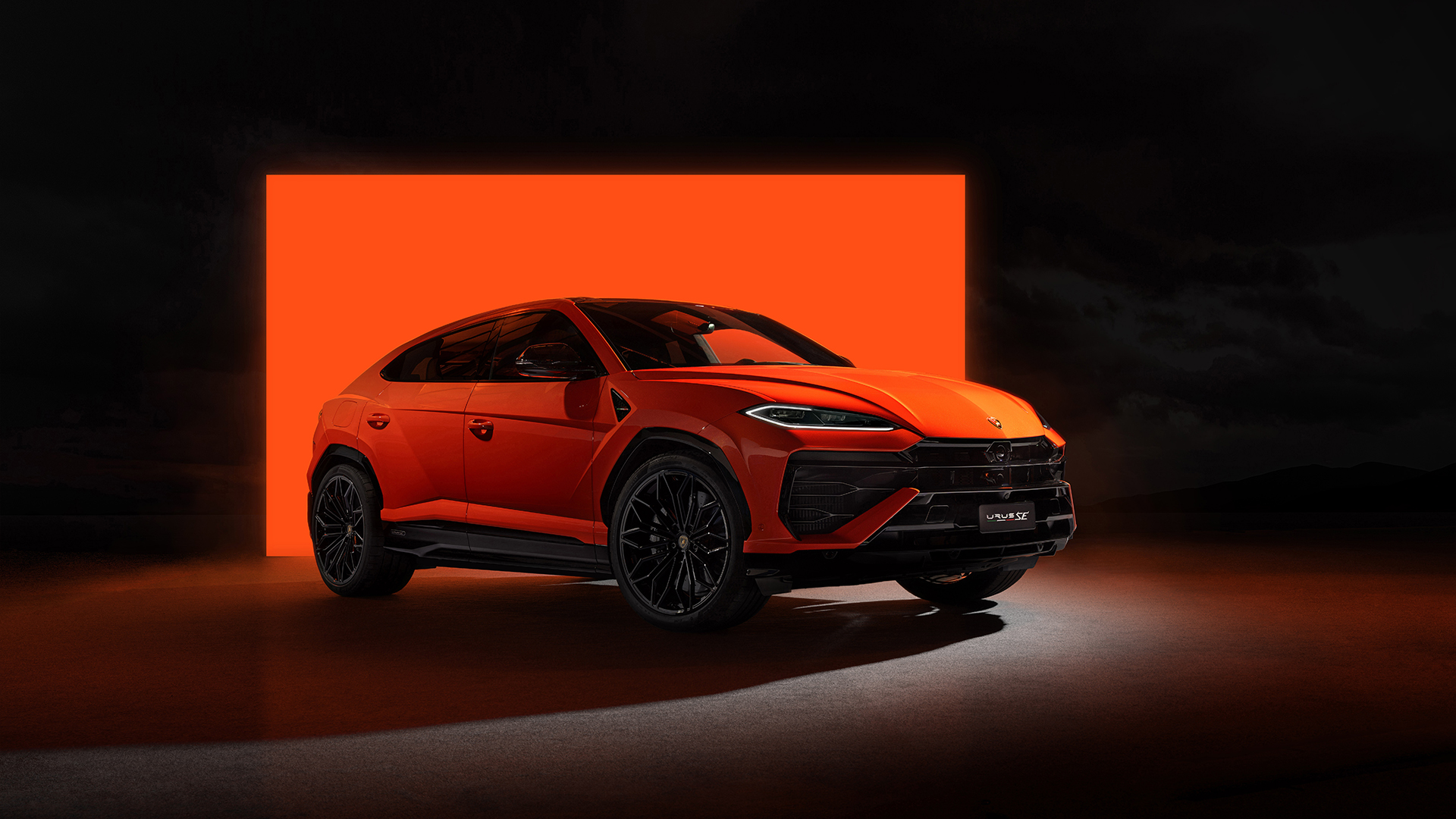 Lamborghini Urus- технические характеристики, фотографии, видео