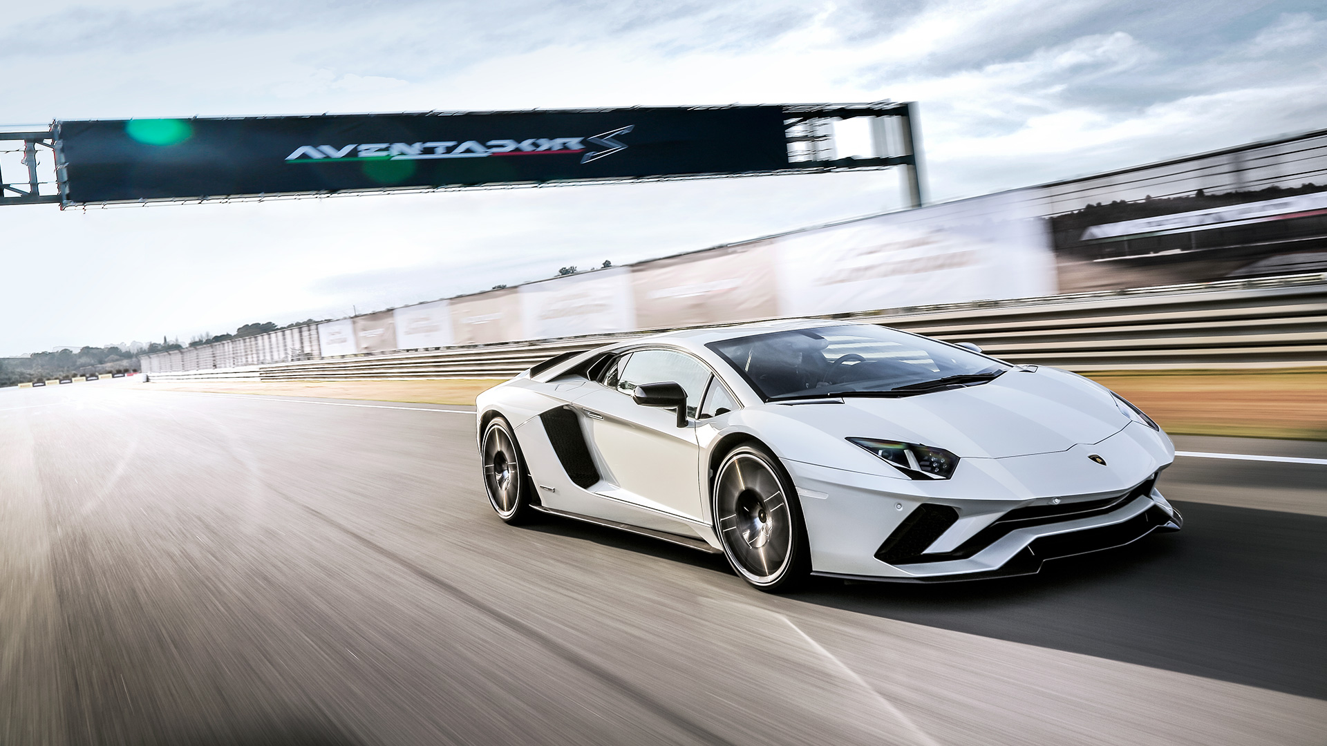 How To Get The Lamborghini Aventador In Vehicle Si