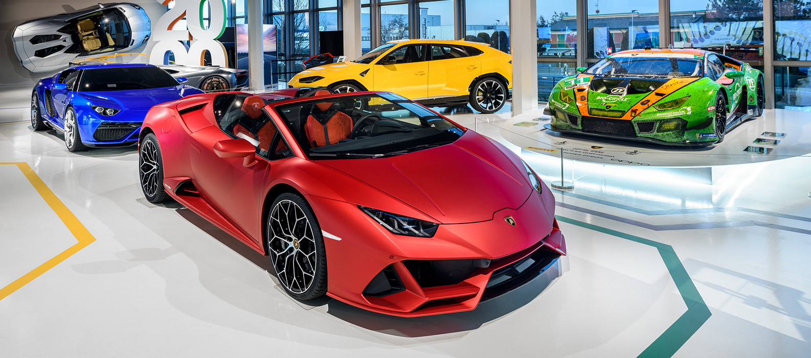 Take a selfie true to a real Lamborghini lover