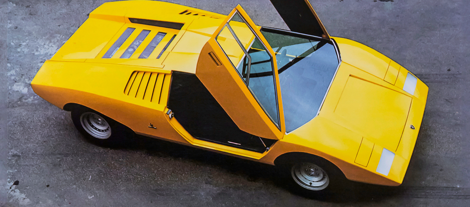 How Lamborghini Completely Half Assed The Lights On Its Most Legendary Supercar - 49