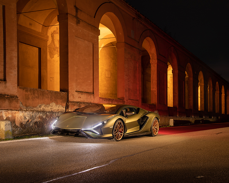 Lamborghini Pays Homage to Bologna Porticoes