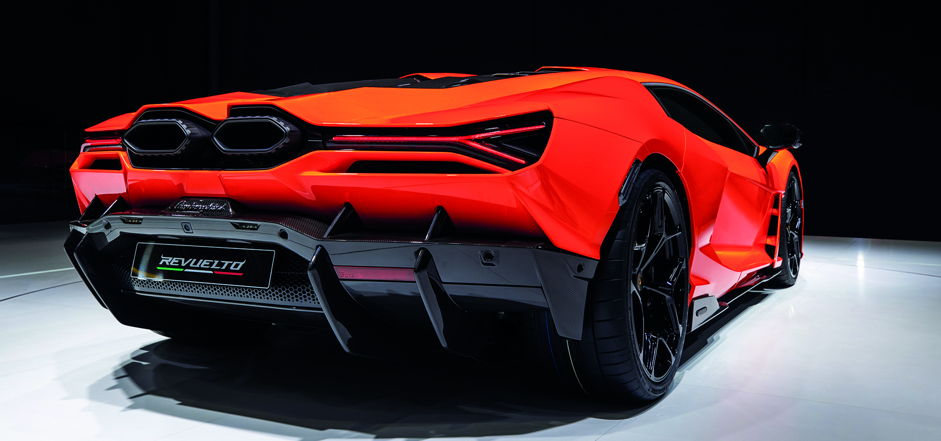 Lamborghini Revuelto debuts at Auto Show Shanghai 20