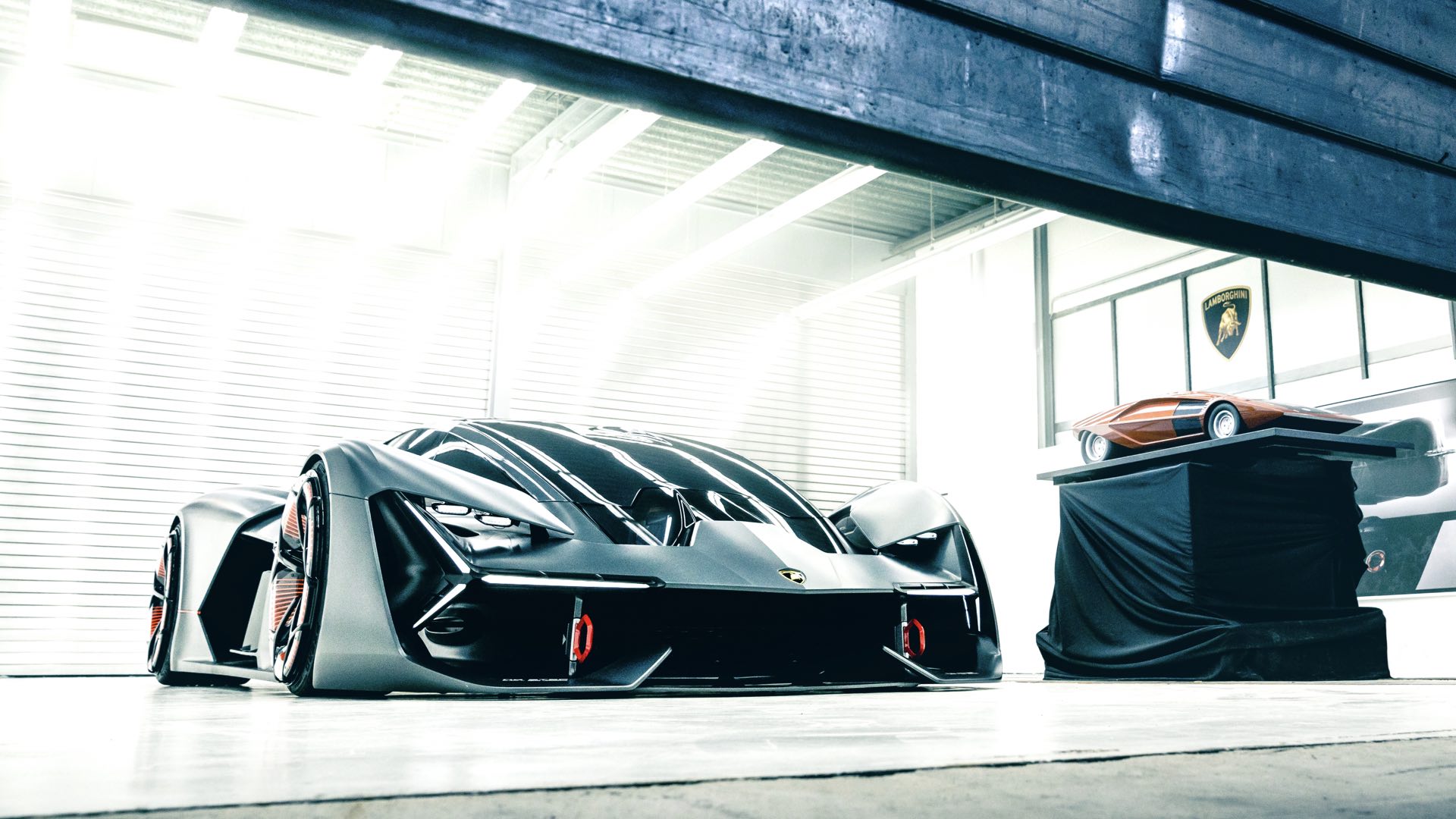 Lamborghini Trono is a Futuristic All-Electric Hypercar with a
